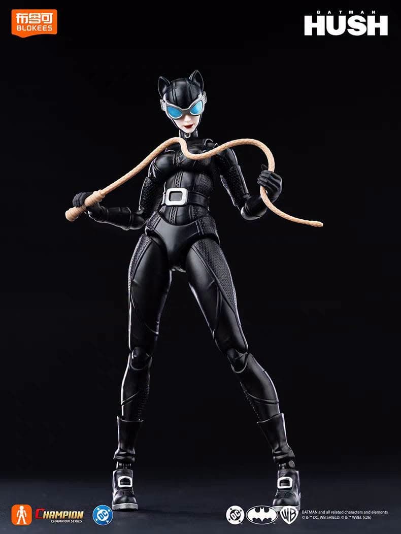 Detail figure Catwoman Hush Blokees Champion Class