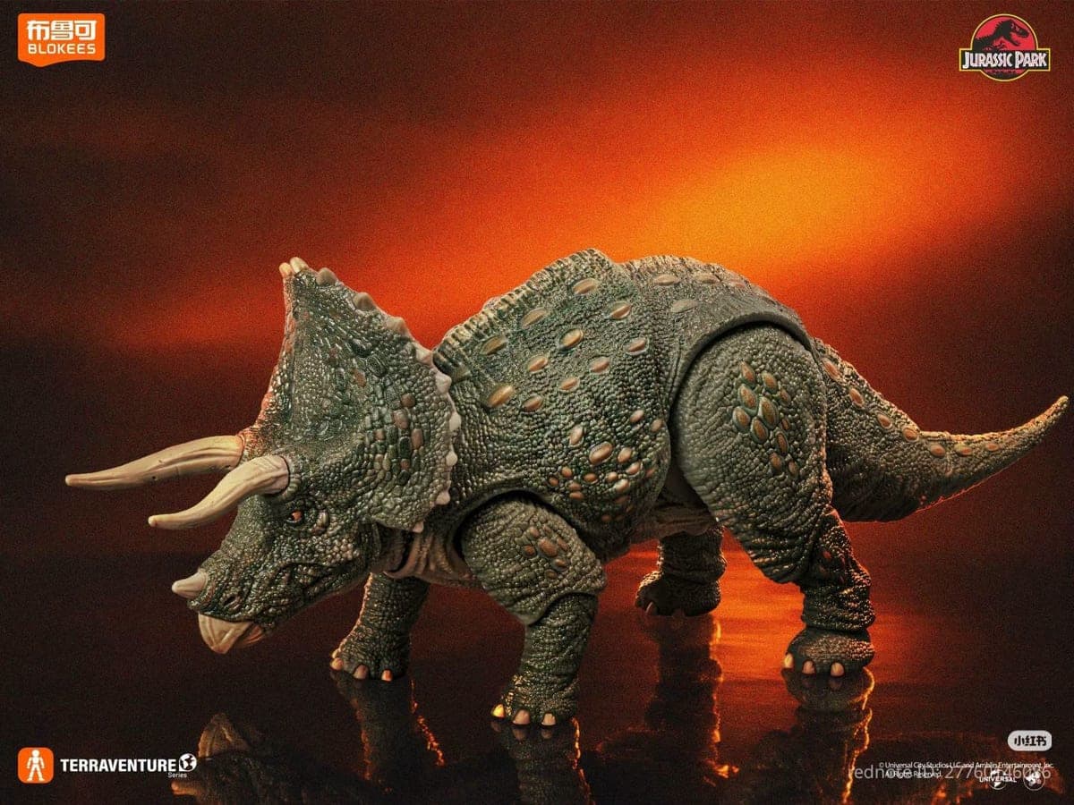 Blokees Terraventure TC02 Triceratops dari samping